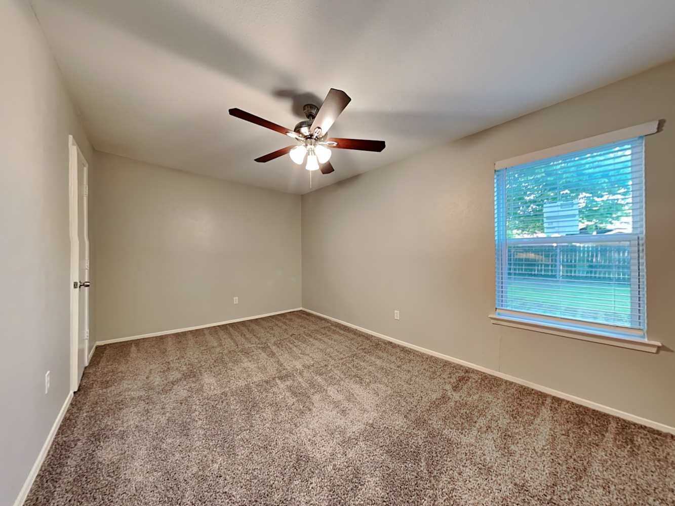 5668 Jamaica Cir, North Richland Hills photo 4