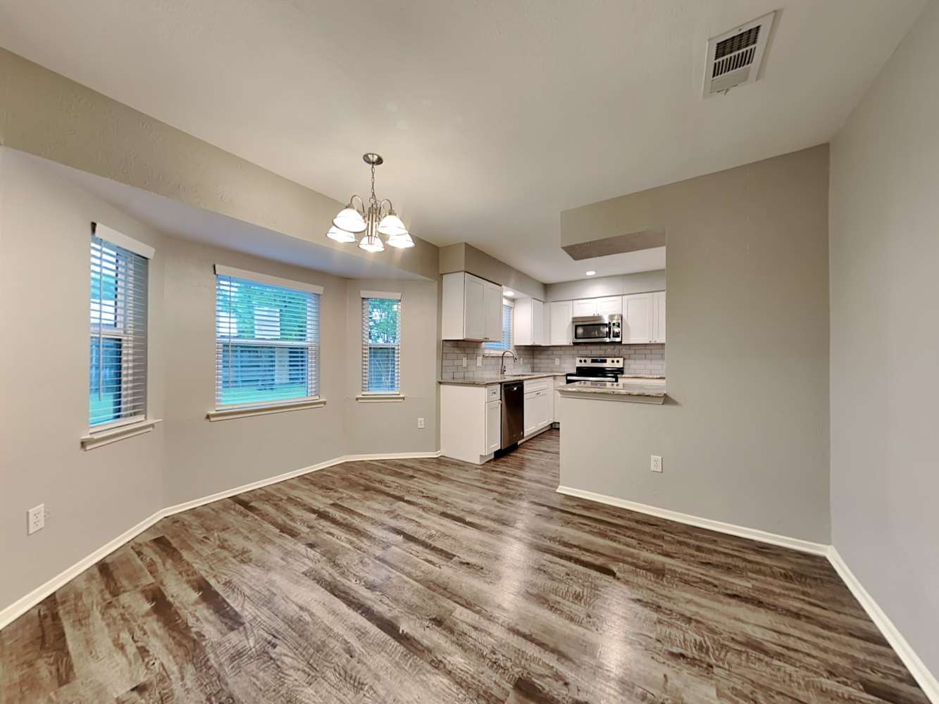 5668 Jamaica Cir, North Richland Hills photo 8