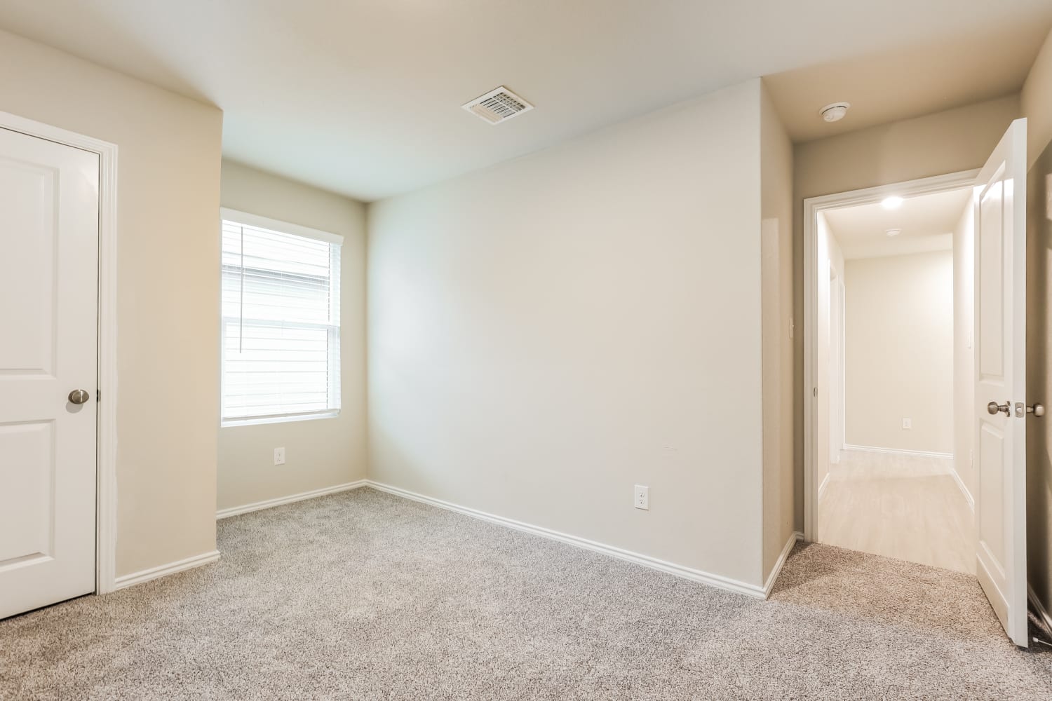 5711 Leon Pl, San Antonio photo 14