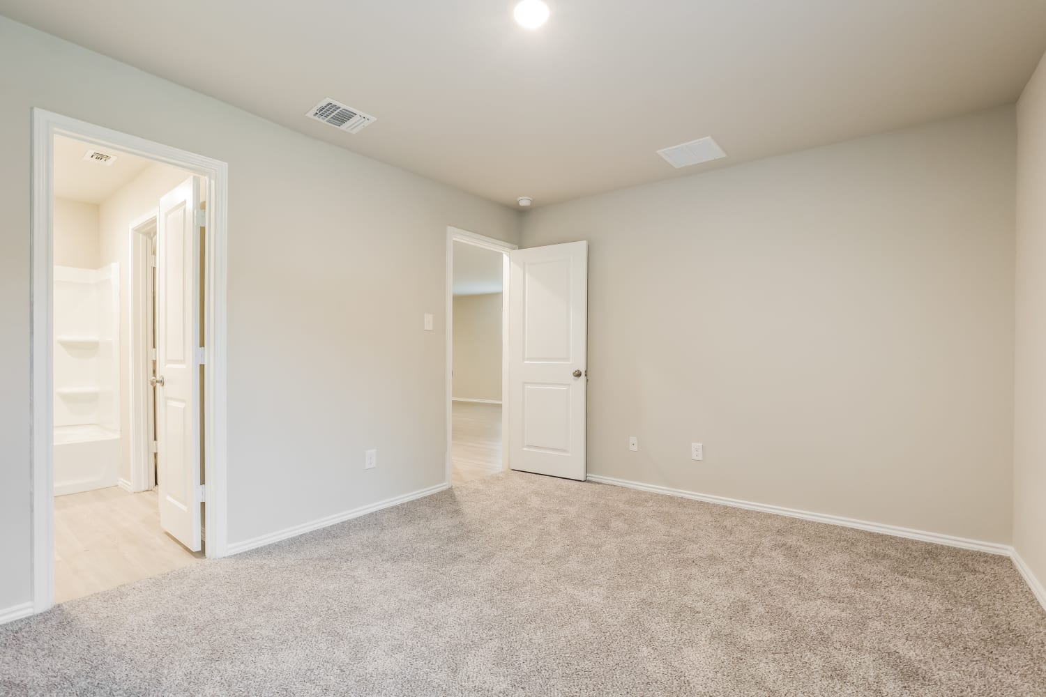 5711 Leon Pl, San Antonio photo 8