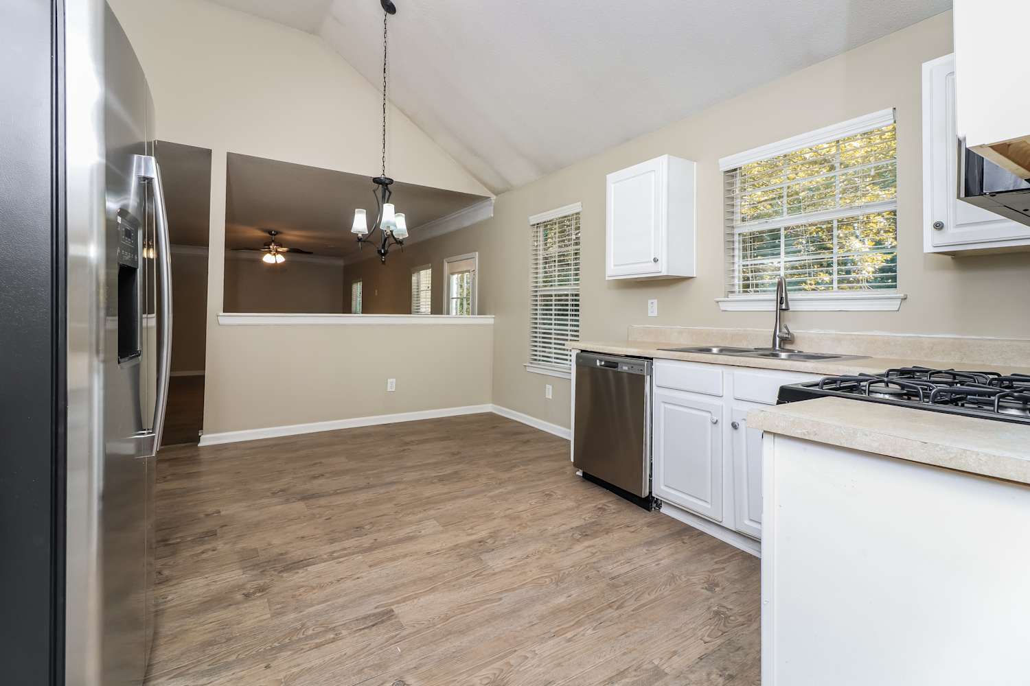 5725 Crystal Springs Way, Powder Springs photo 8