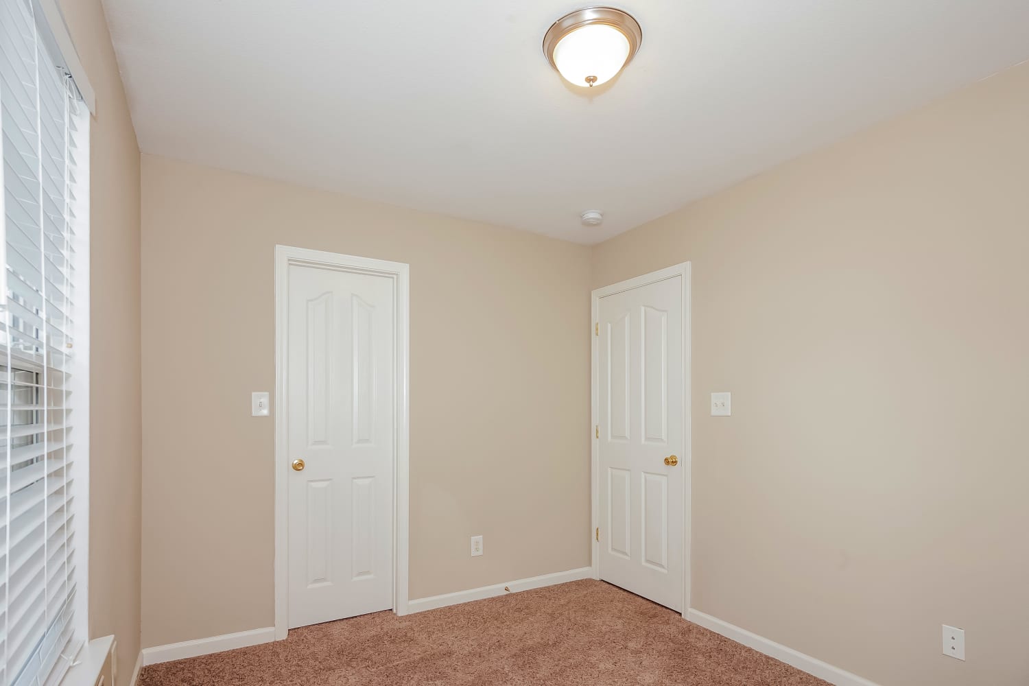 5733 Shining Oak Ln, Charlotte photo 10