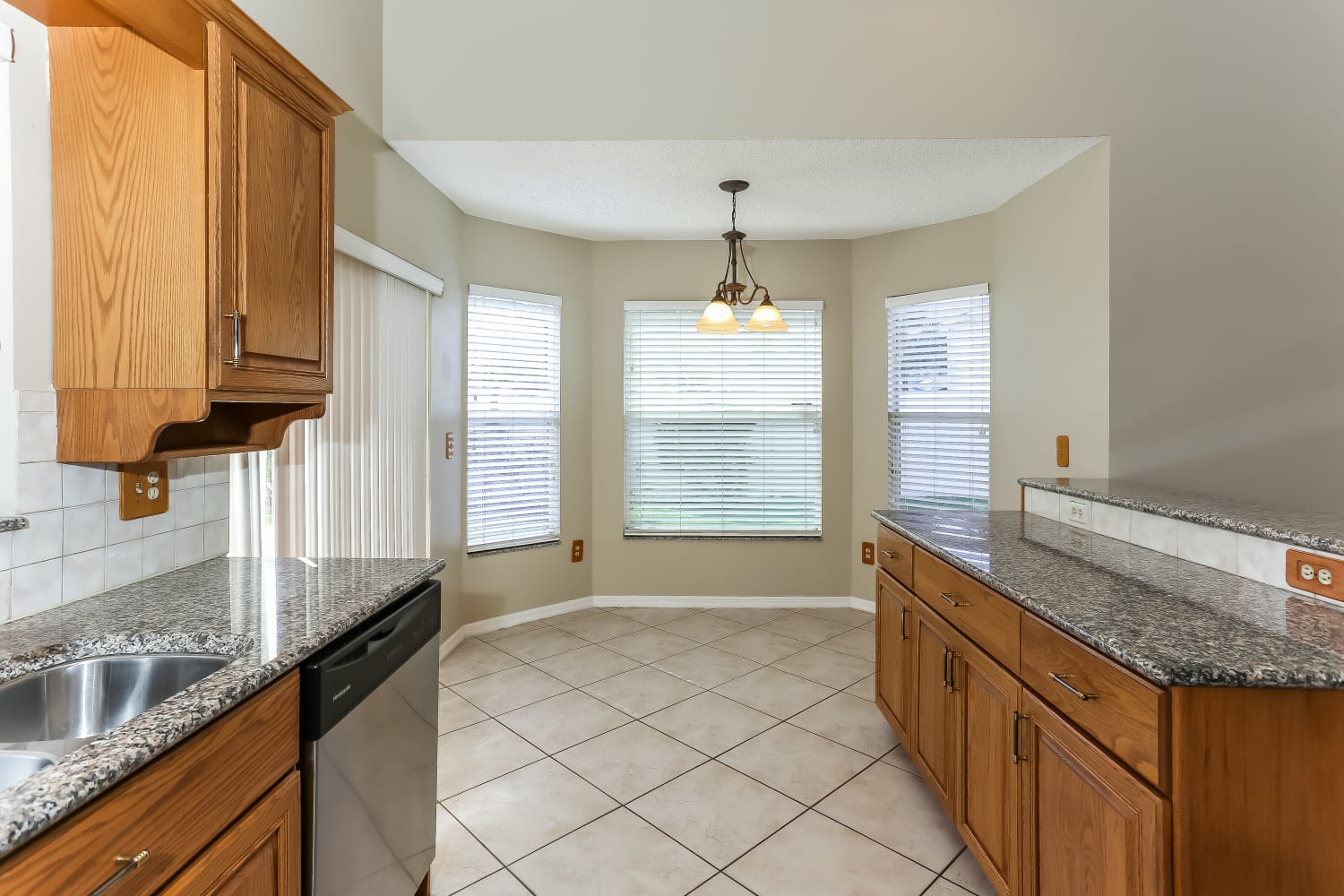 575 NW 47th Ter, Deerfield Beach photo 9