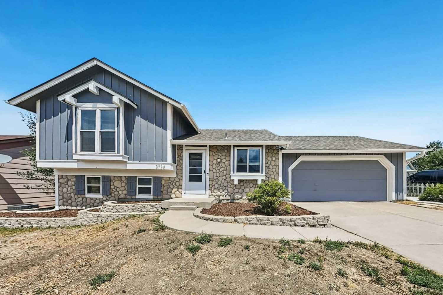 5752 S Perth Place, Centennial photo 1