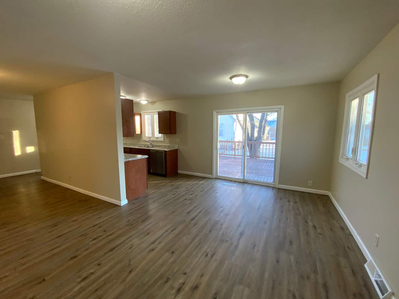 5757 Adair Ave N, Crystal photo 7