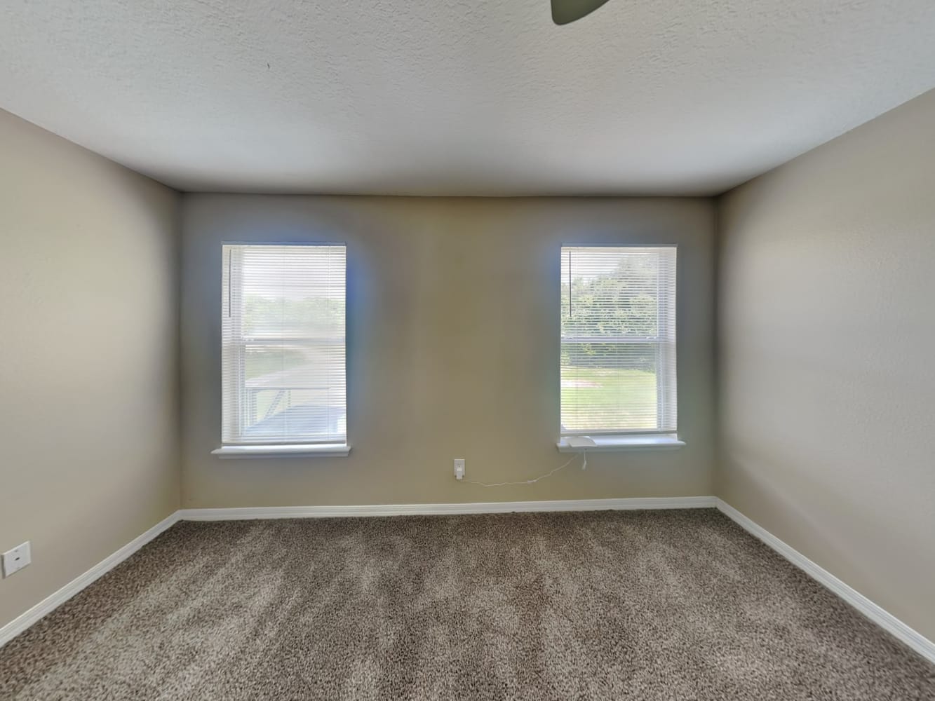 576 Sandy Ridge Dr, Davenport photo 10