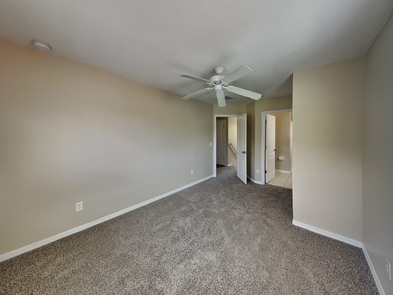 576 Sandy Ridge Dr, Davenport photo 15