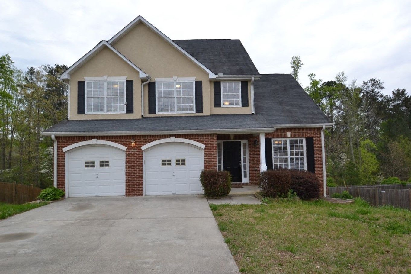 Front of 5767 Village Loop, Fairburn, GA
