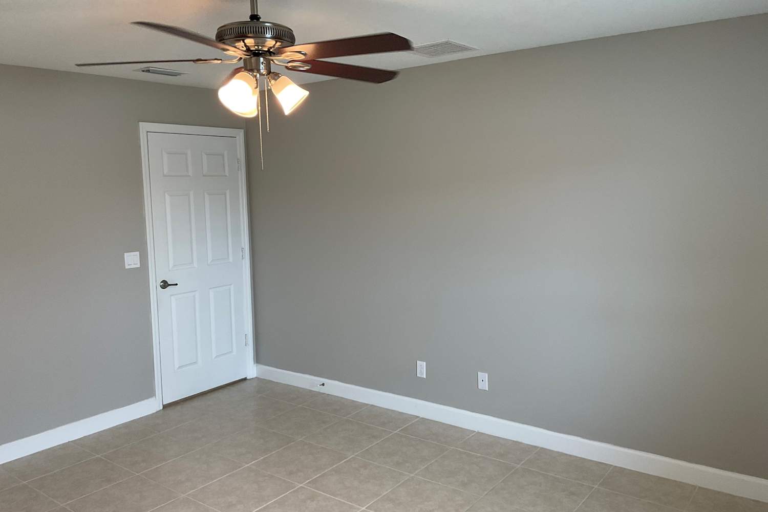 579 Lafayette St SW, Palm Bay photo 10