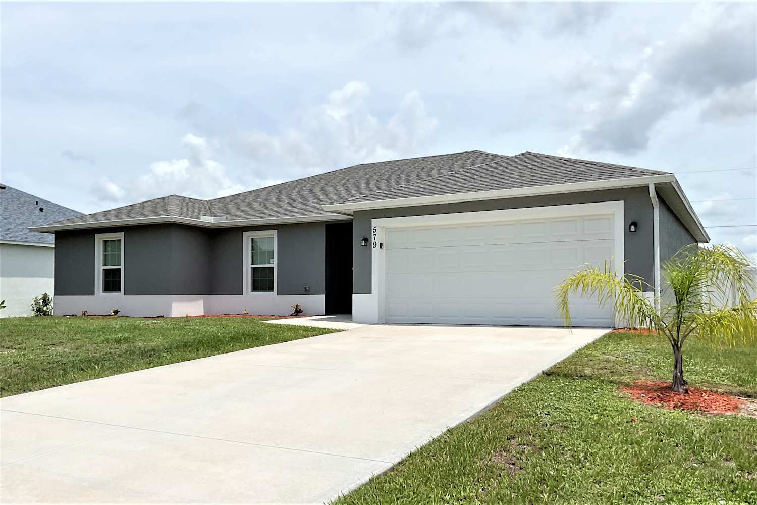 579 Lafayette St SW, Palm Bay photo 1