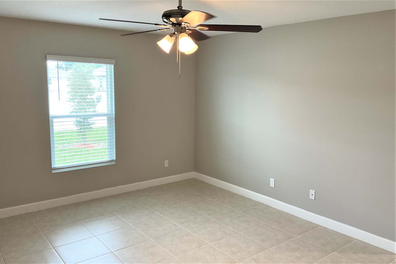 579 Lafayette St SW, Palm Bay photo 8