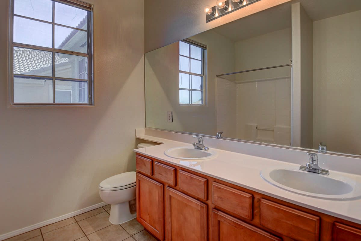 5795 Farmhouse Ct, Las Vegas photo 13