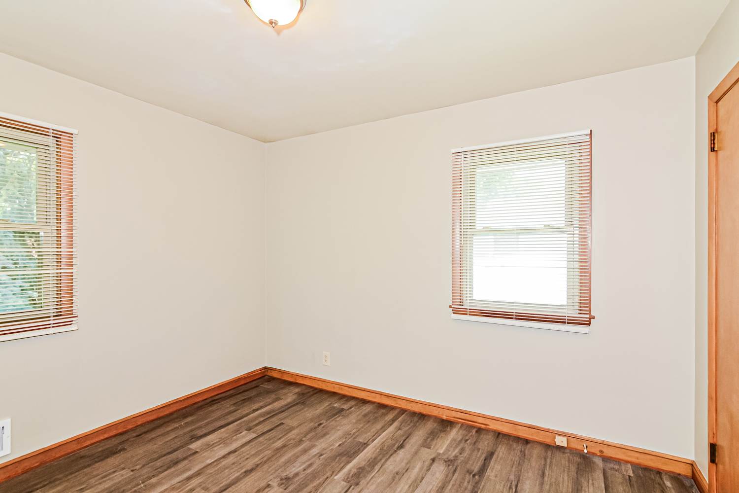 5801 Irving Ave N, Brooklyn Center photo 14
