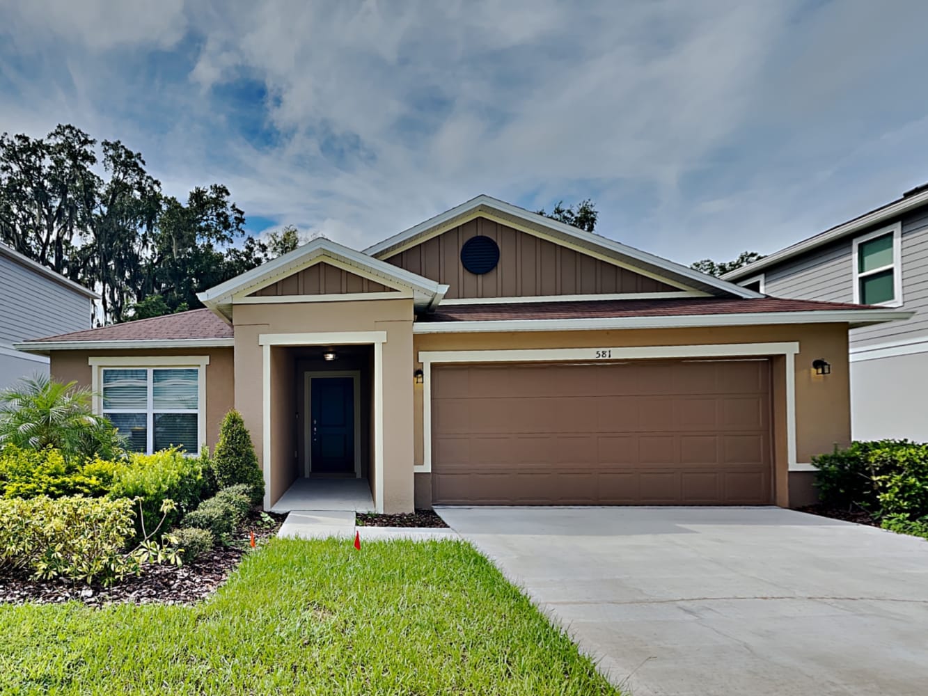 Front of 581 Scott Lake Creek Ln, Lakeland, FL