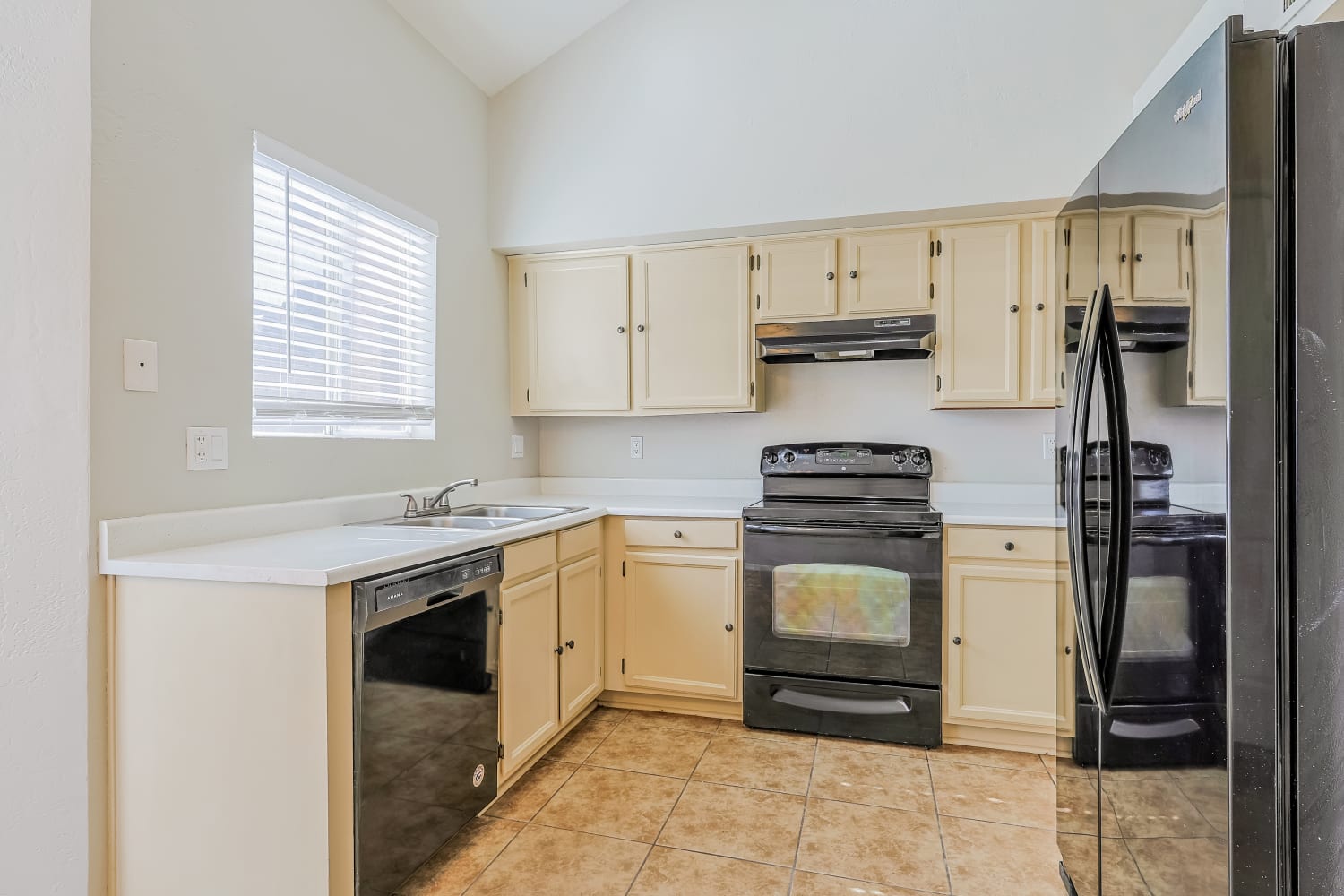 5829 S 42Nd St, Phoenix photo 7