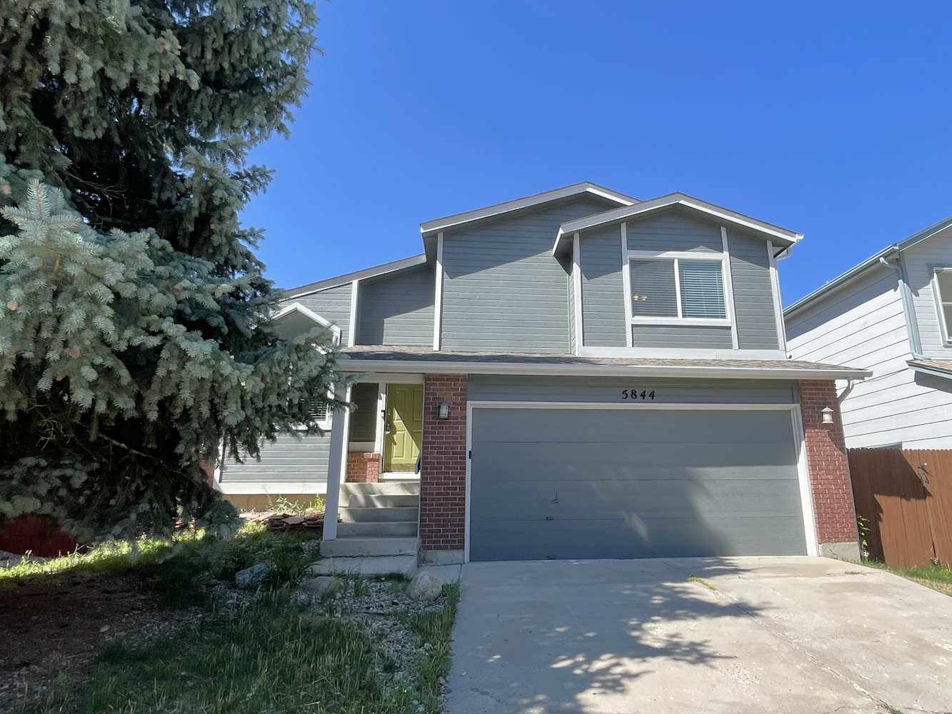 5844 Santana Dr, Colorado Springs photo 1