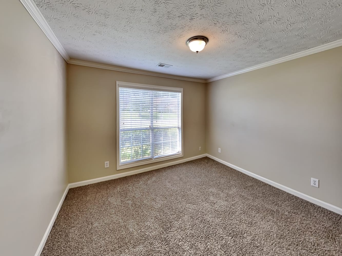 590 Lendl Ln, Lawrenceville photo 13