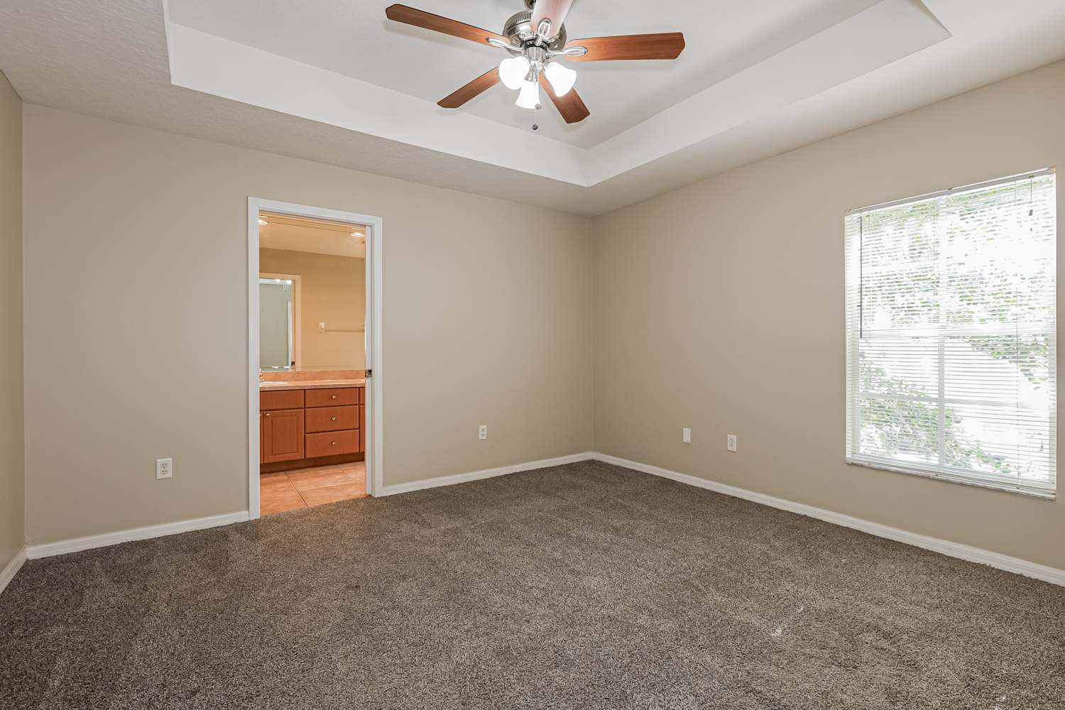 5901 Grand Loneoak Ln, Lithia photo 12