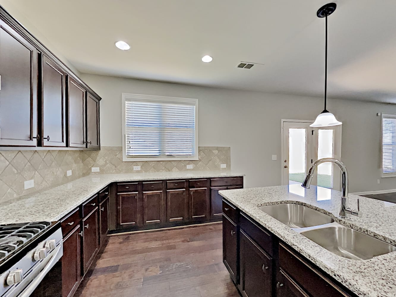 5923 Park Bay Ct, Flowery Branch photo 10