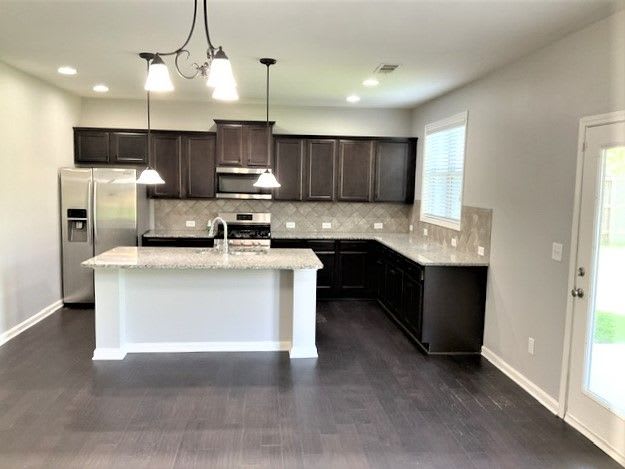 5923 Park Bay Ct, Flowery Branch photo 8
