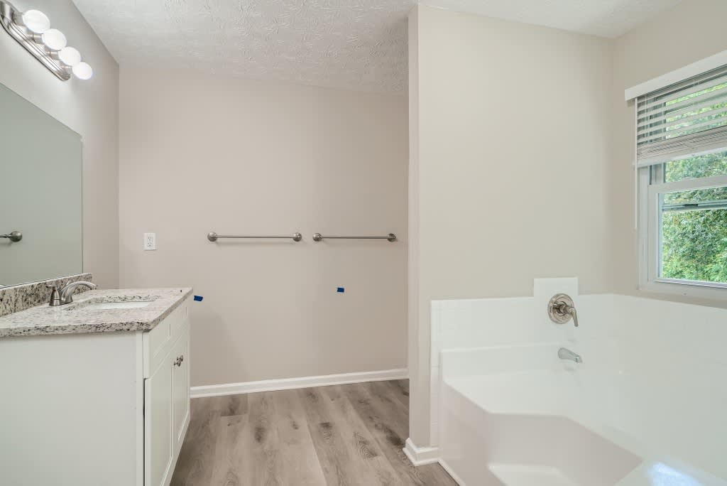 594 Rivulett Ct, Lawrenceville photo 22