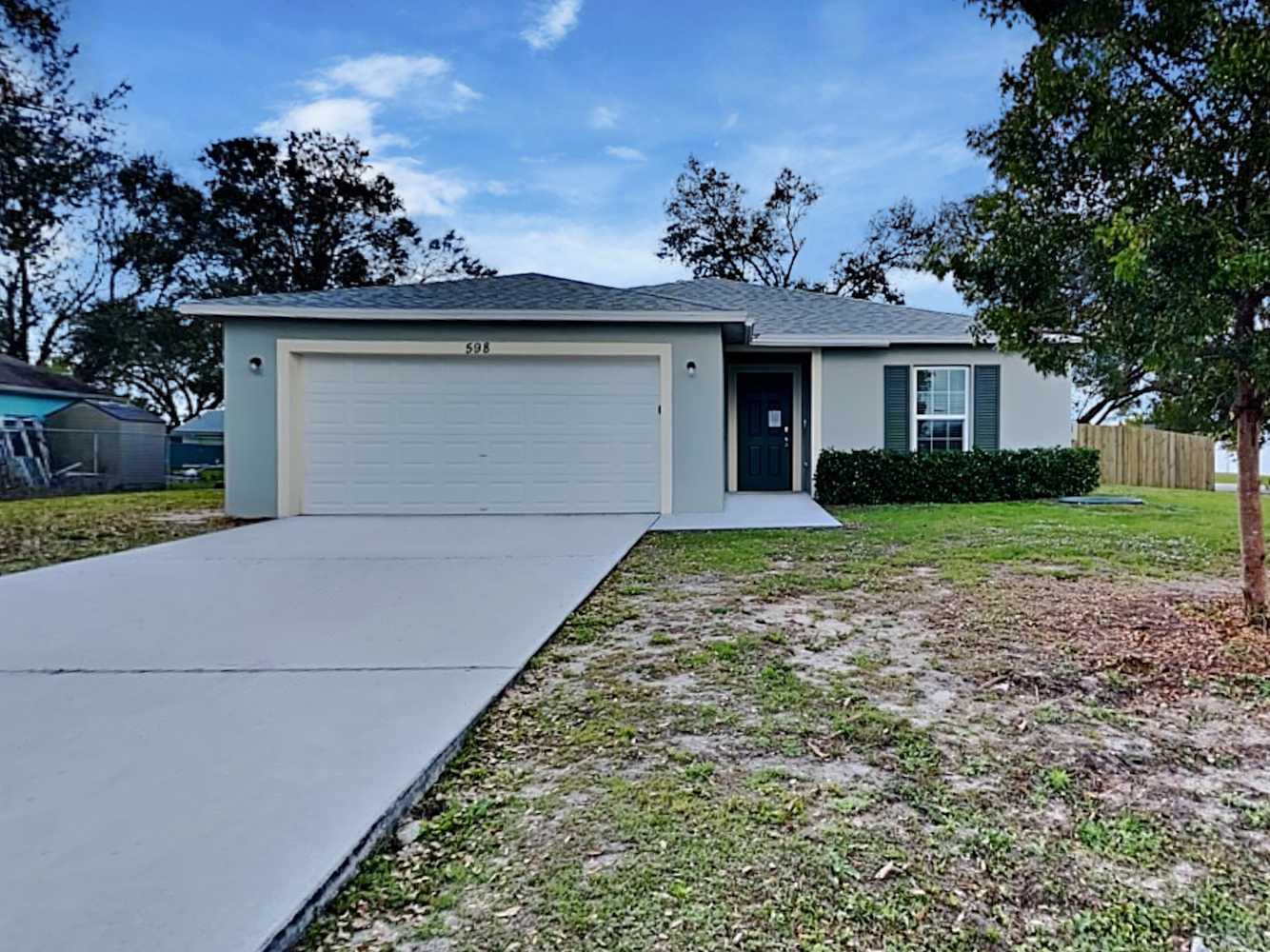 598 SW Ester Ave, Port Saint Lucie photo 1
