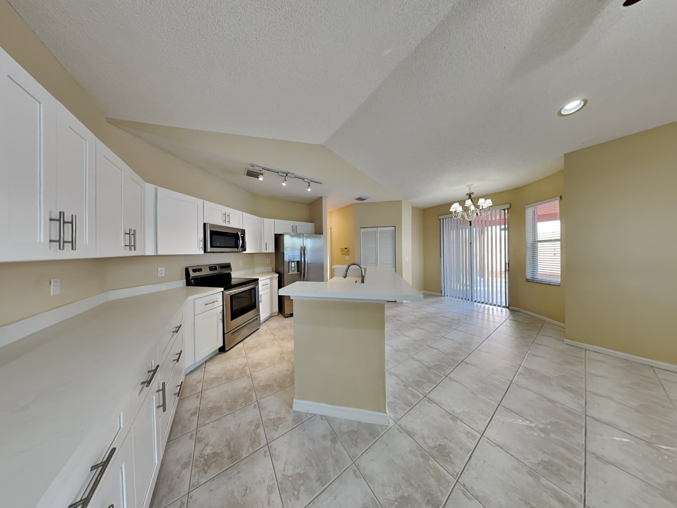 6 Valencia Dr, Boynton Beach photo 6