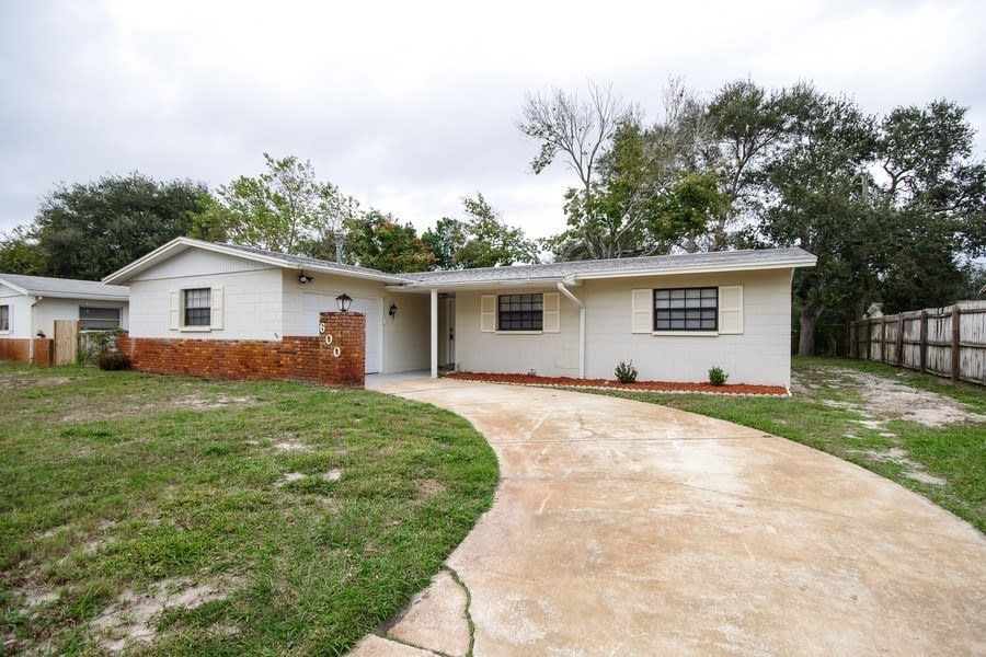 Front of 600 Sunrise Dr, Titusville, FL