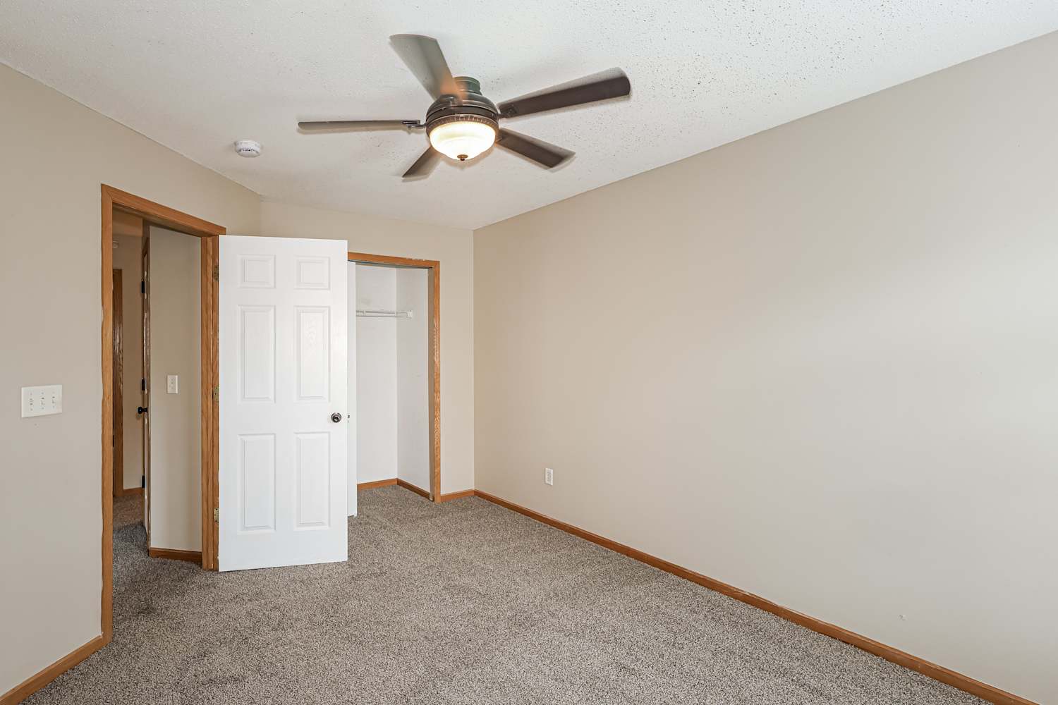 6004 Garwood Rd N, Brooklyn Park photo 12
