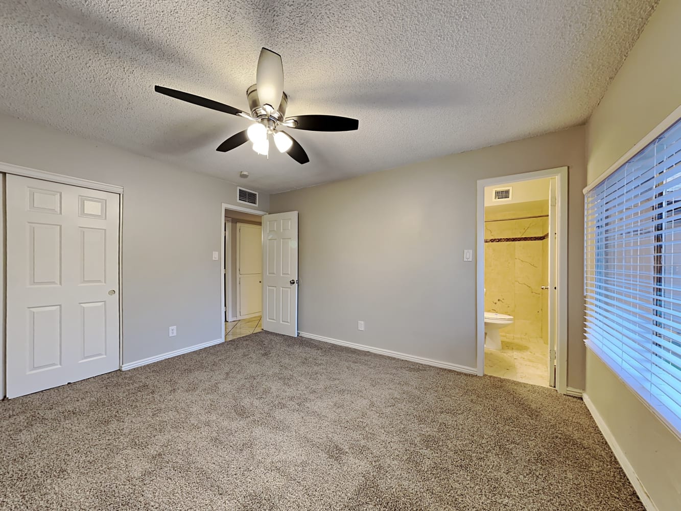 6008 N 61st Dr, Glendale photo 8