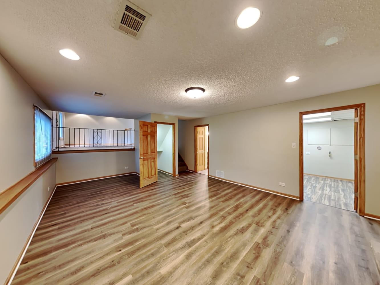 6009 157th St, Oak Forest photo 8