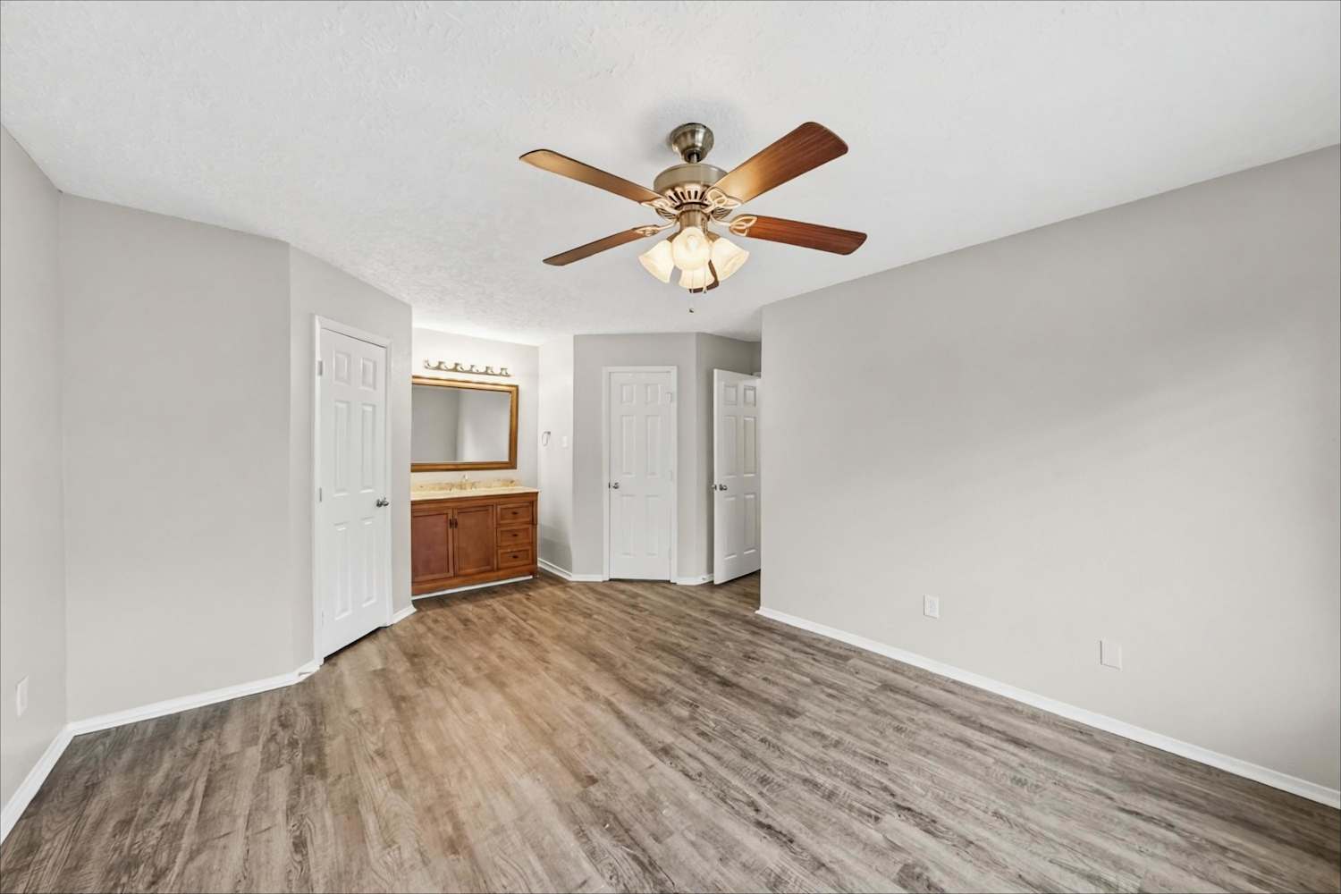 602 Dixie Drive, League City photo 11
