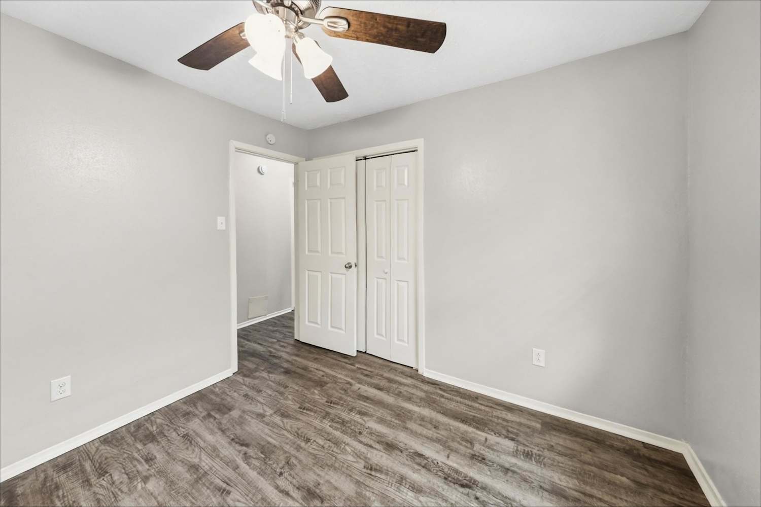 602 Dixie Drive, League City photo 5