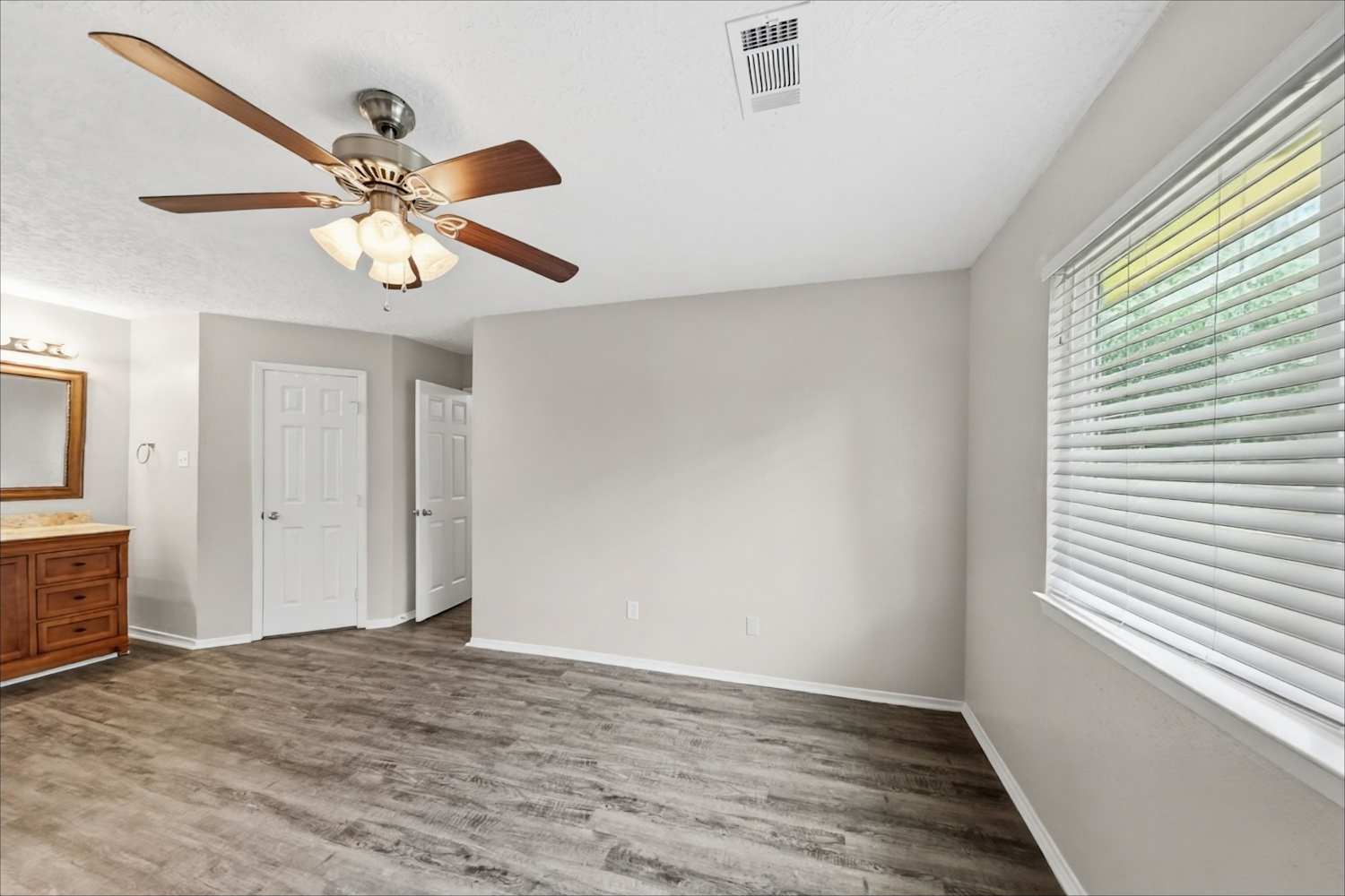 602 Dixie Drive, League City photo 16
