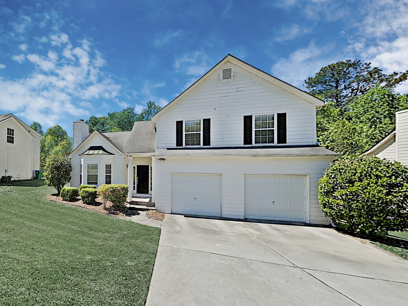 Front of 6020 Water Oaks Dr, Austell, GA