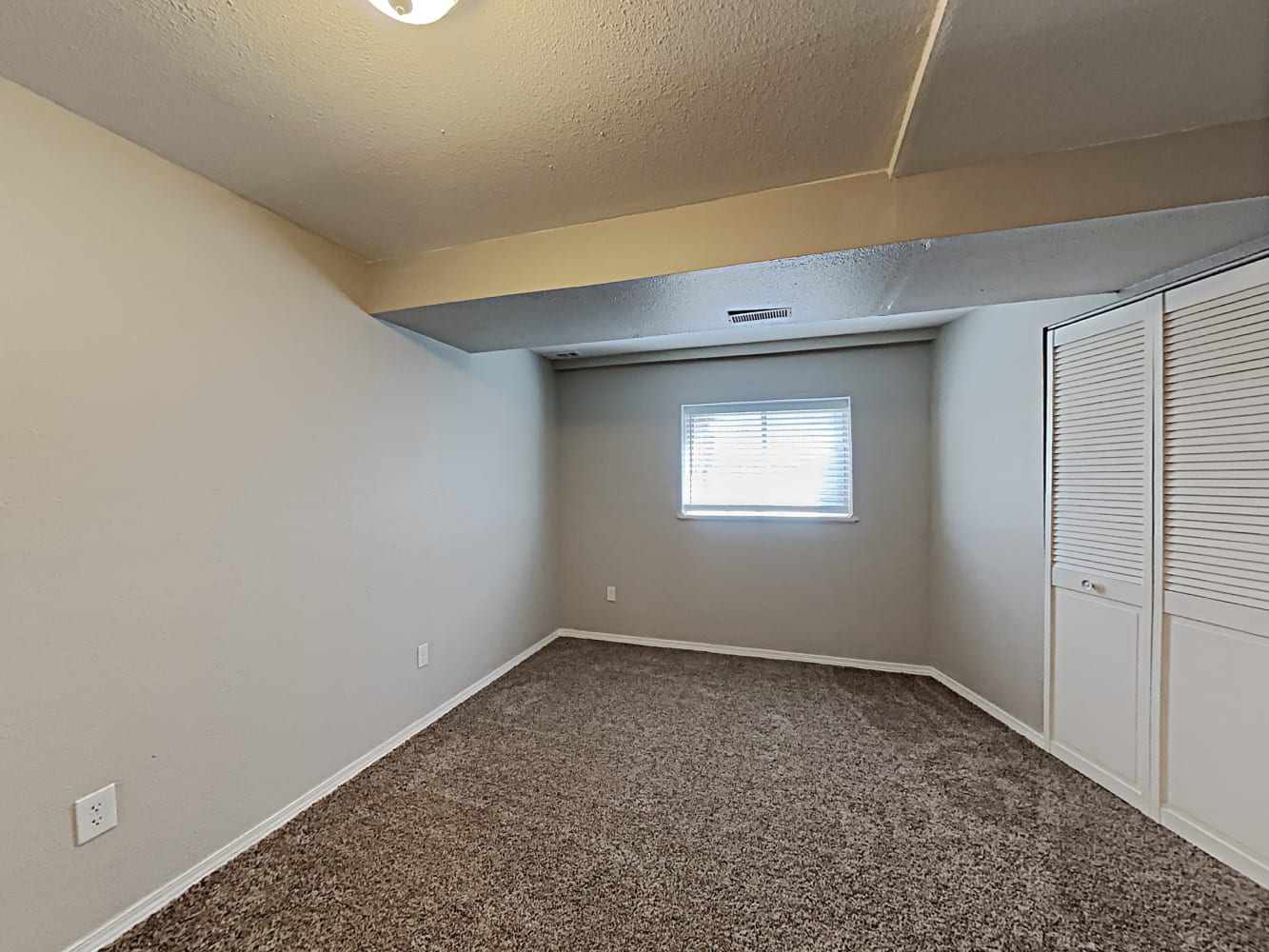 6025 Fossil Dr, Colorado Springs photo 12