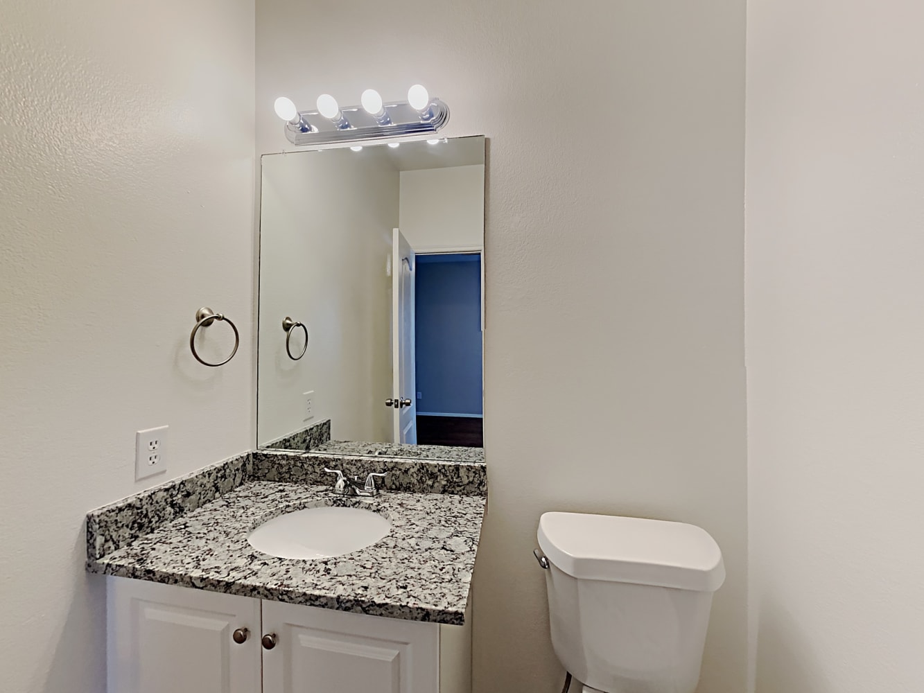 6025 Fossil Dr, Colorado Springs photo 17