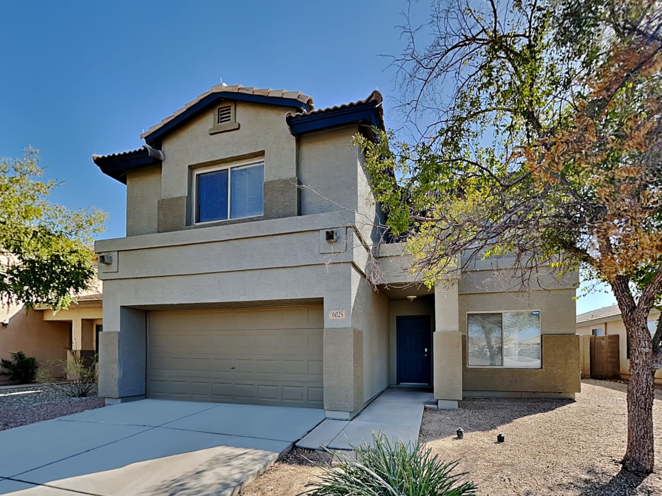 Front of 6025 W Odeum Ln, Phoenix, AZ