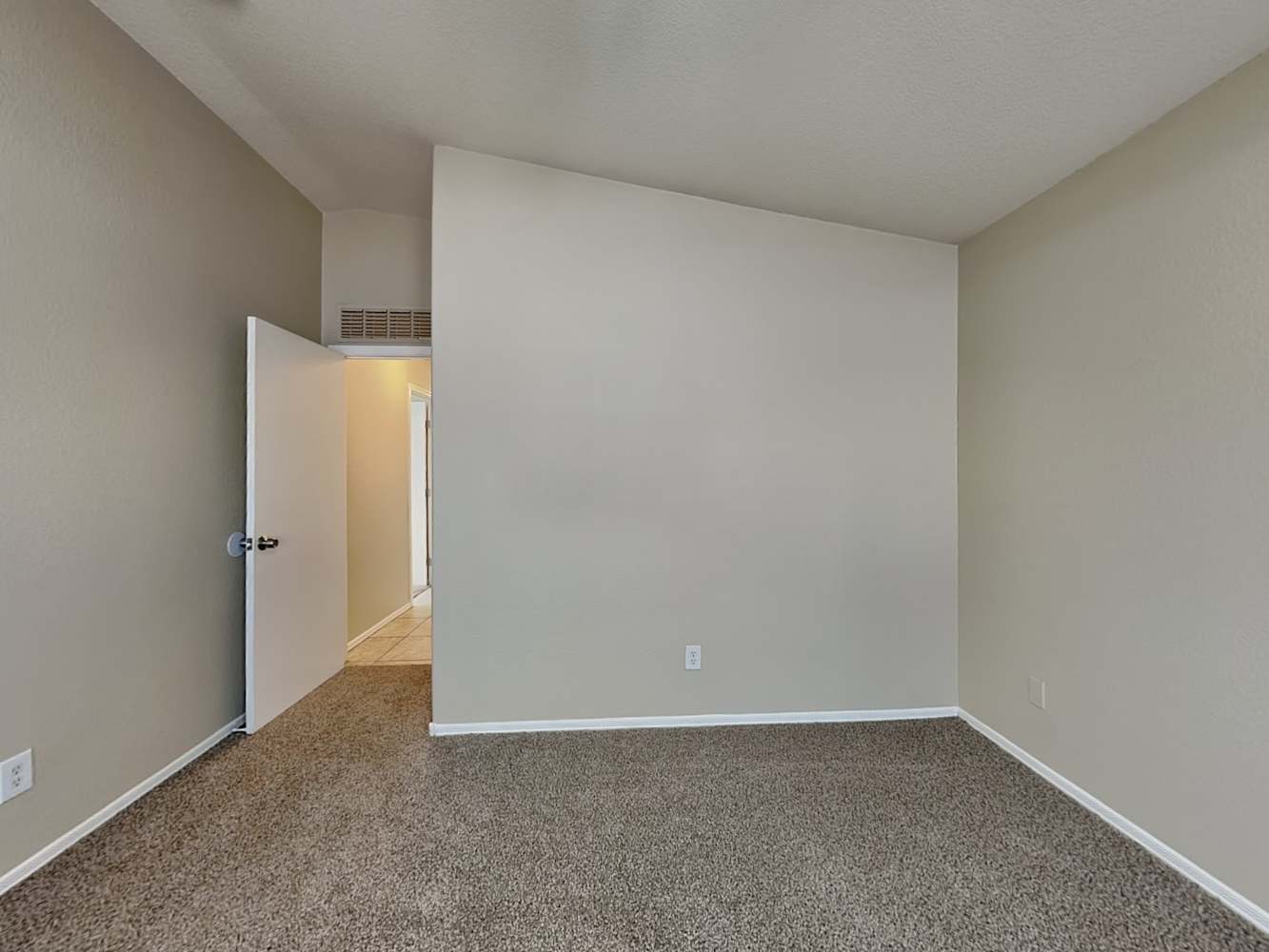 6038 W Illini St, Phoenix photo 9