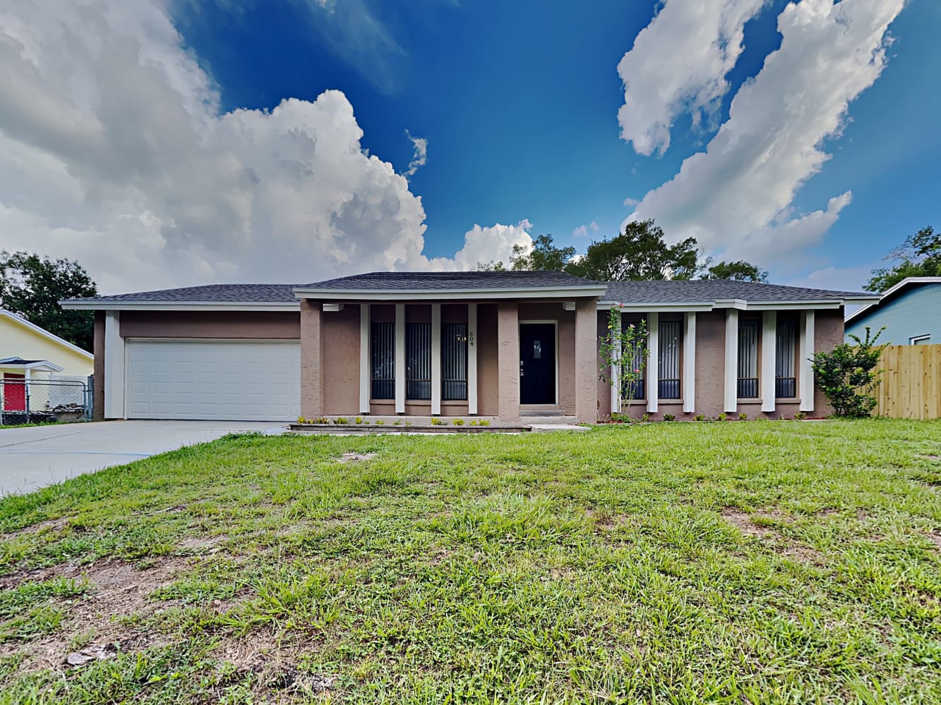 Front of 604 San Sebastian Prado, Altamonte Springs, FL