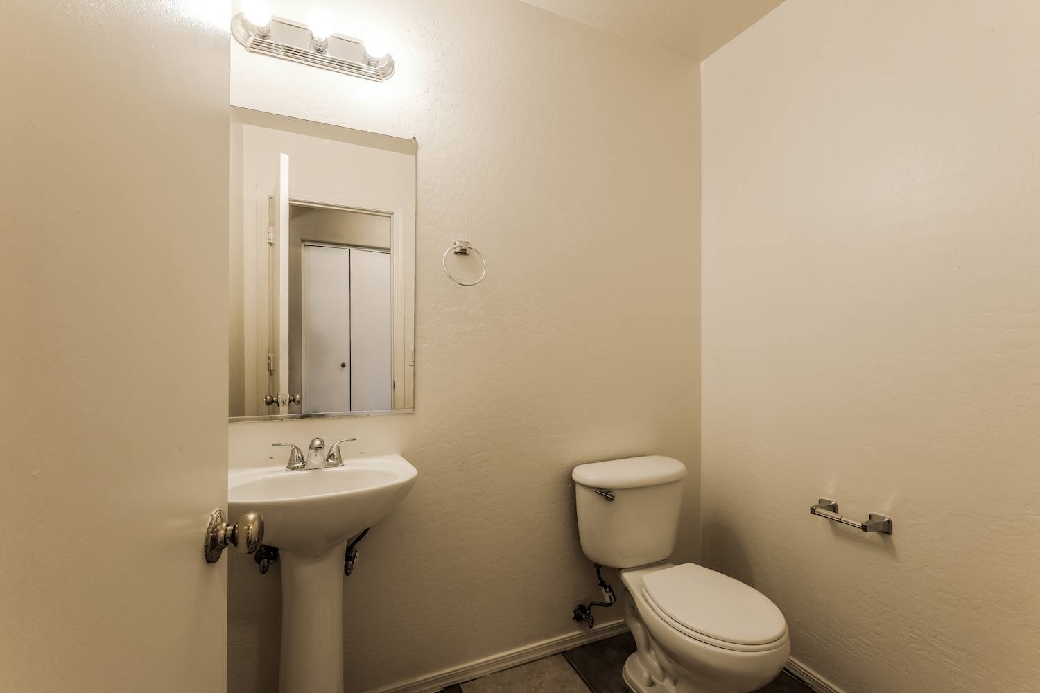 6040 W Wood St, Phoenix photo 15