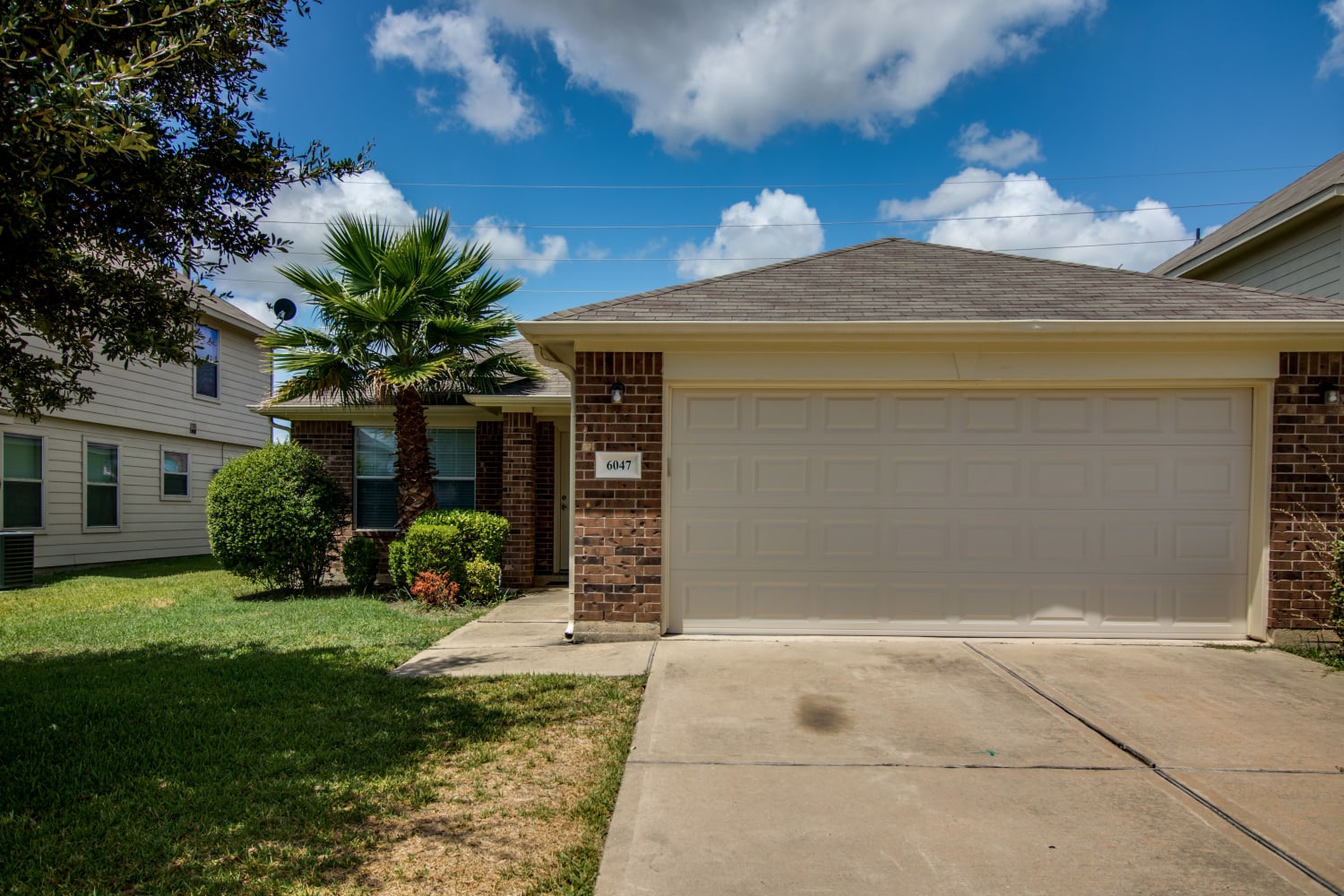 Front of 6047 Brenwood Trails Ln, Katy, TX