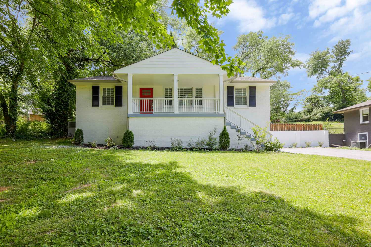Front of 605 Durrett Dr, Nashville, TN