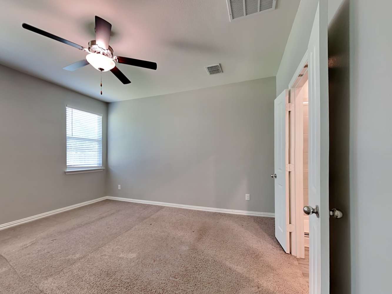 608 Ridgeback Trl, Haslet photo 14