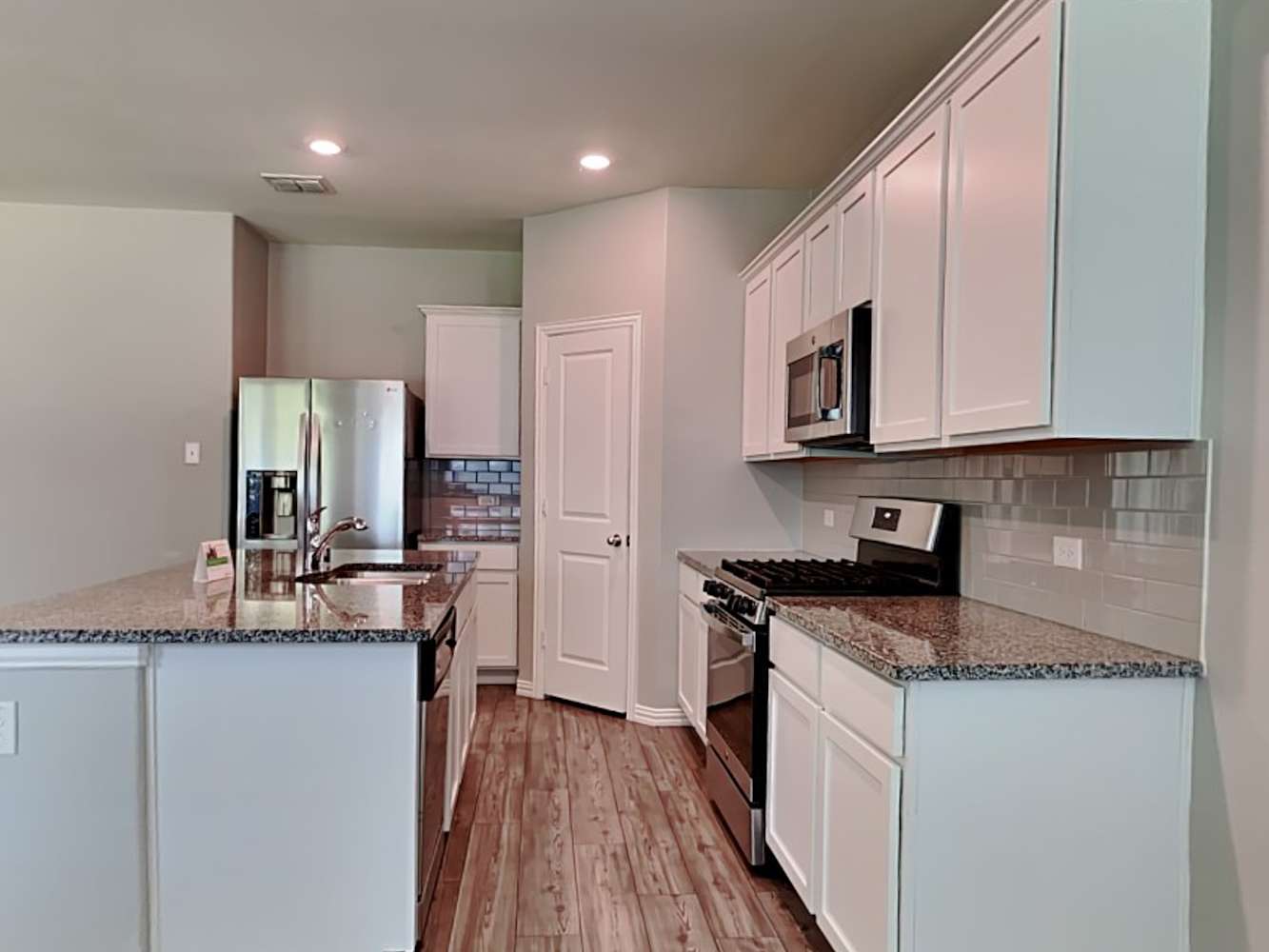 608 Ridgeback Trl, Haslet photo 6