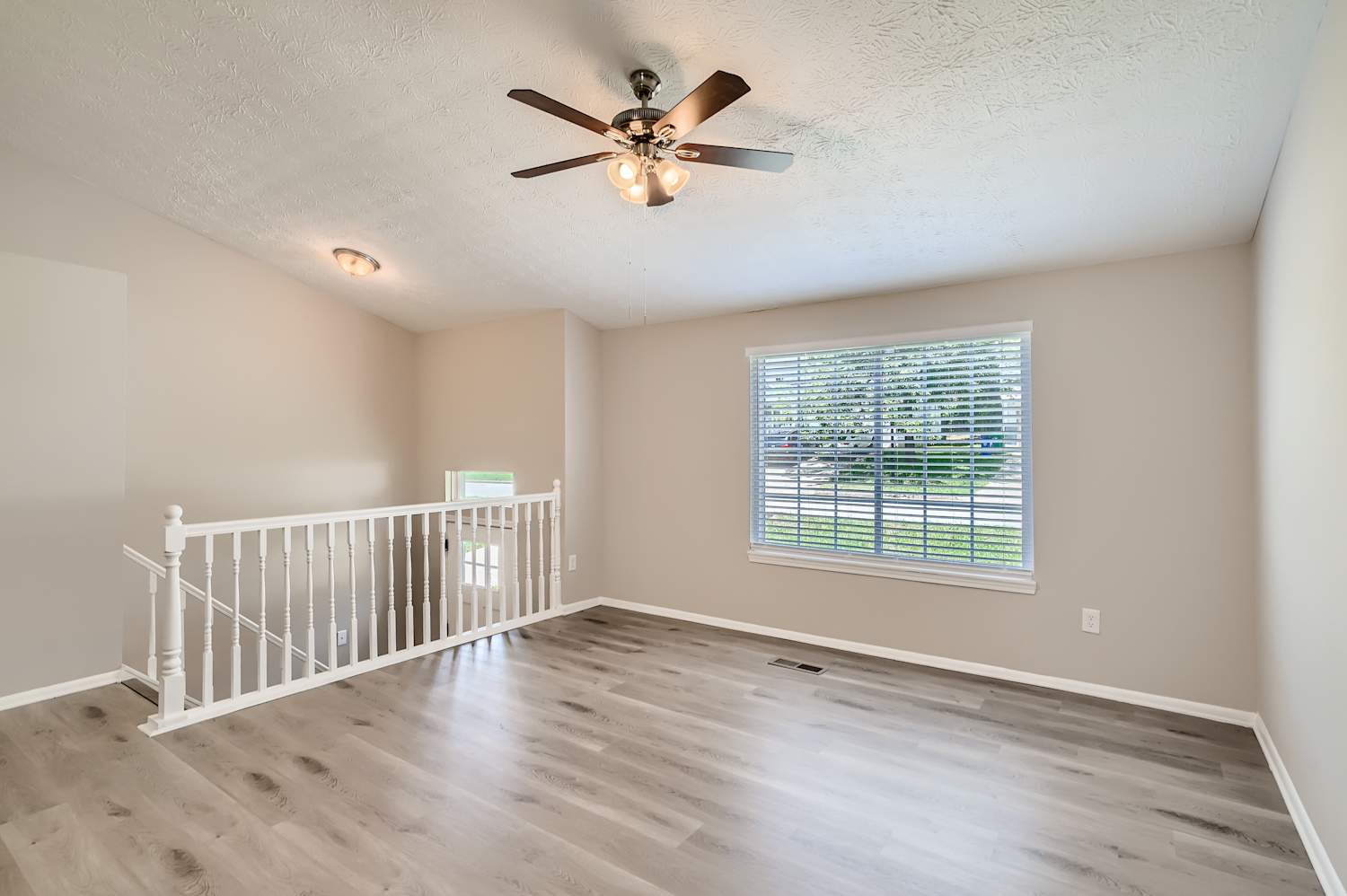 6083 Raintree Bnd, Lithonia photo 7