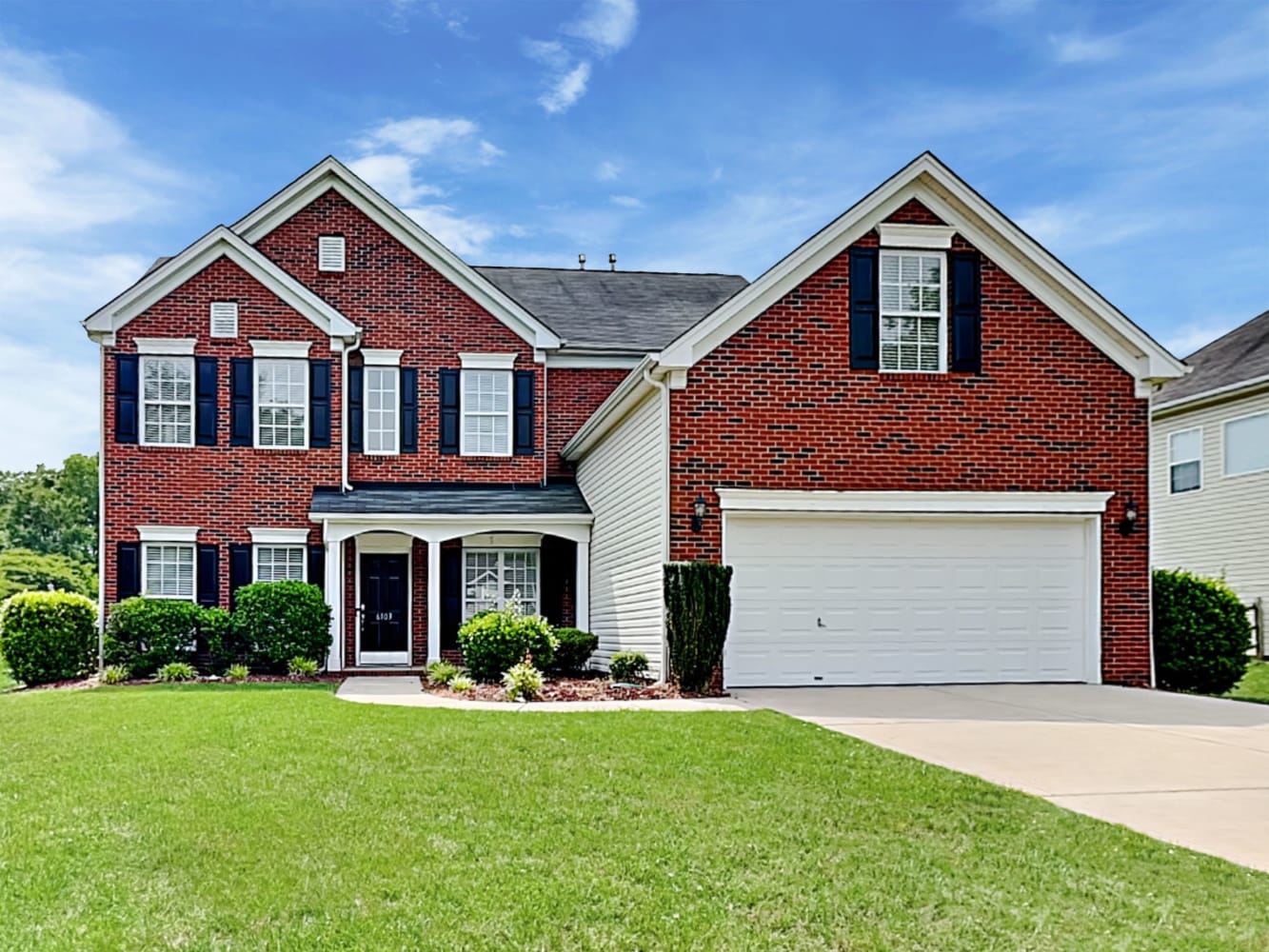 Front of 6103 The Meadows Ln, Harrisburg, NC