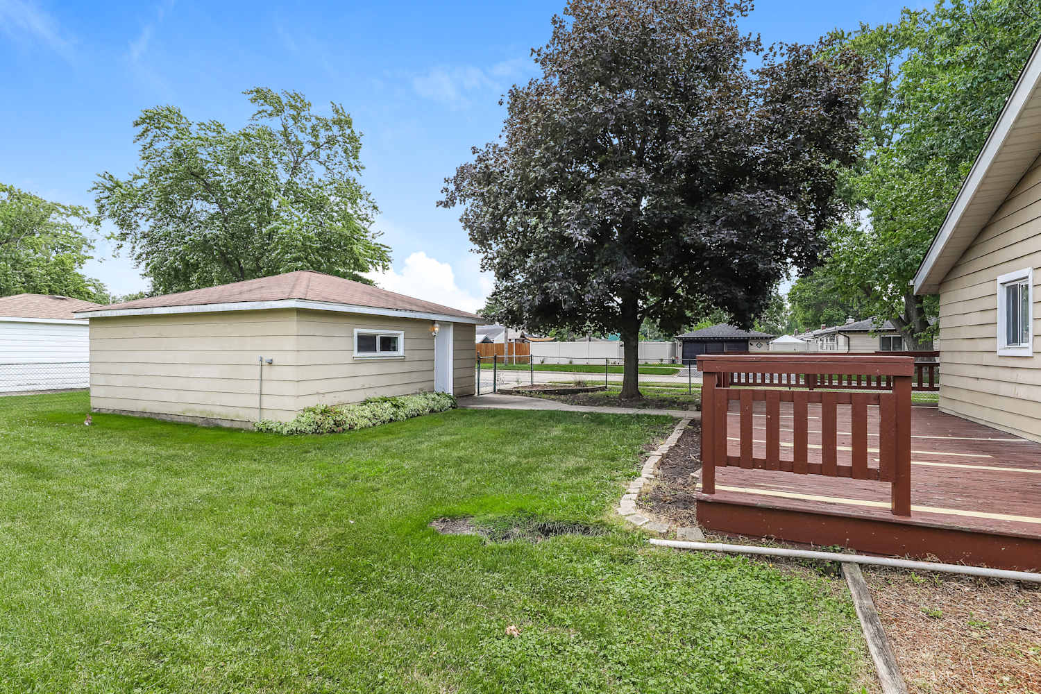611 N Bierman Ave, Villa Park photo 18