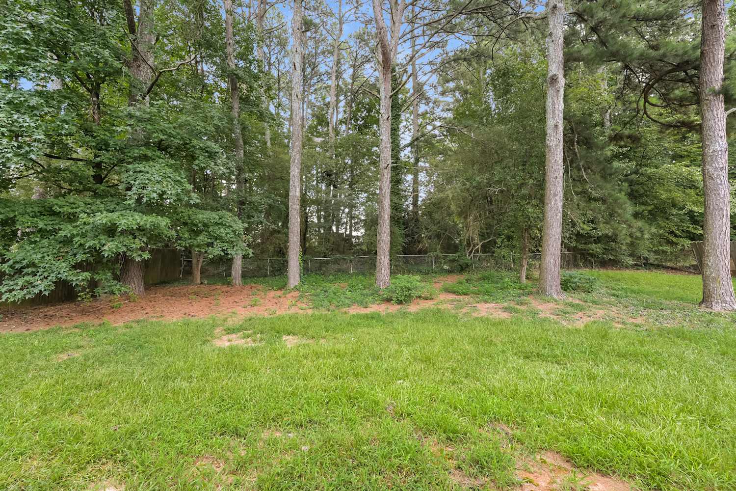 612 Brighton Dr, Lawrenceville photo 16