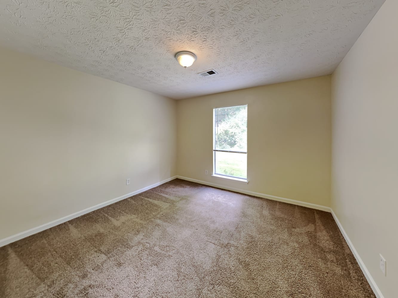 614 Oxford Hall Dr, Lawrenceville photo 12